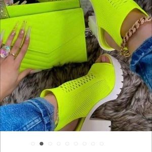 New Neon green Fashion shoes size 7.5